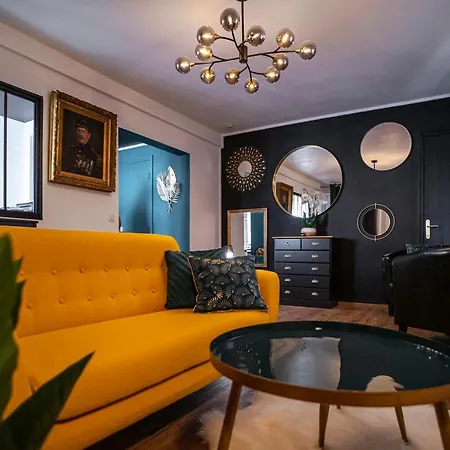 Au Palais Des Pyrénées! Hyper Centre -clim-balcon-parking Gratuit *