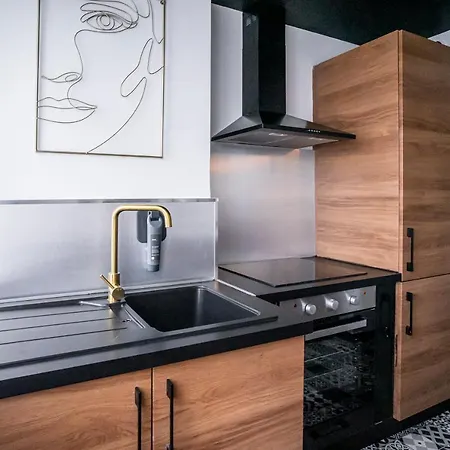 Апартаменты Au Palais Des Pyrenees! Hyper Centre -clim-balcon-parking Gratuit