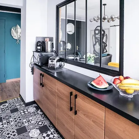 Au Palais Des Pyrénées! Hyper Centre -clim-balcon-parking Gratuit