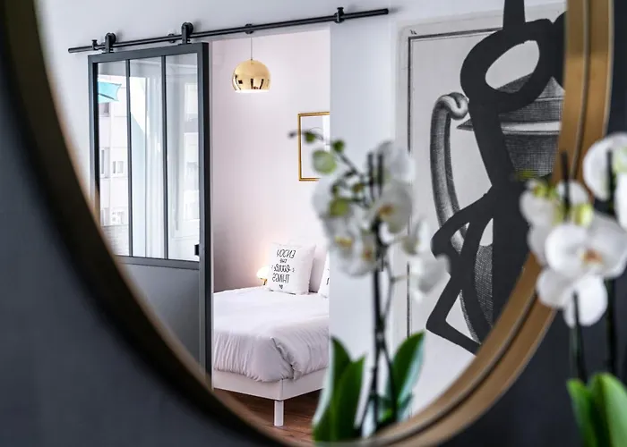 Au Palais Des Pyrenees! Hyper Centre -clim-balcon-parking Gratuit Apartmán *