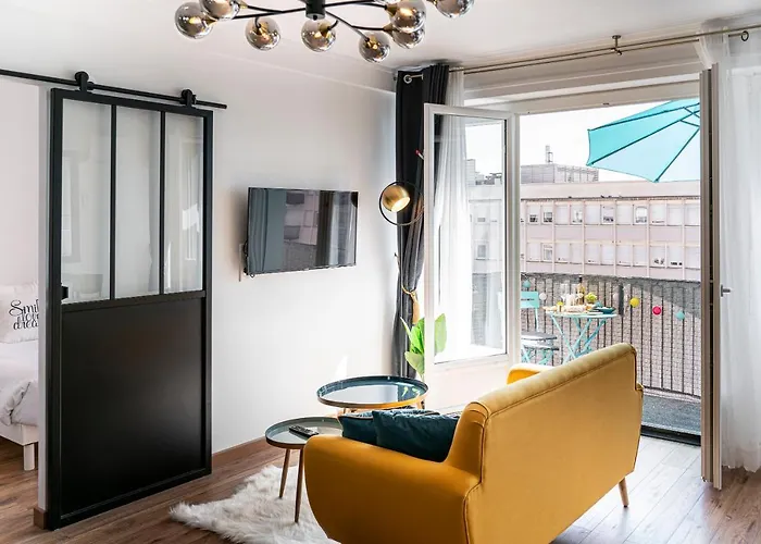 Au Palais Des Pyrenees! Hyper Centre -clim-balcon-parking Gratuit Apartment *