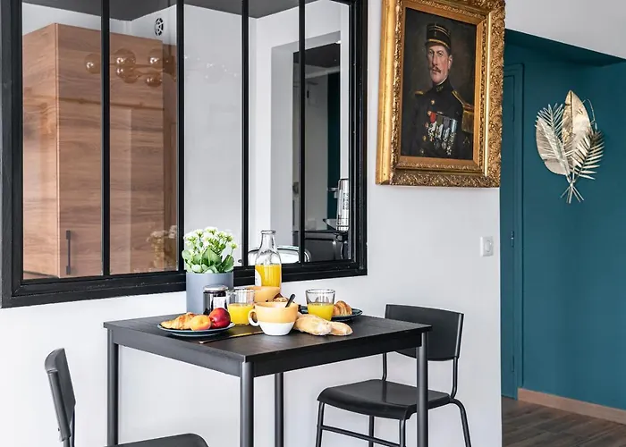 Apartmán Au Palais Des Pyrenees! Hyper Centre -clim-balcon-parking Gratuit *