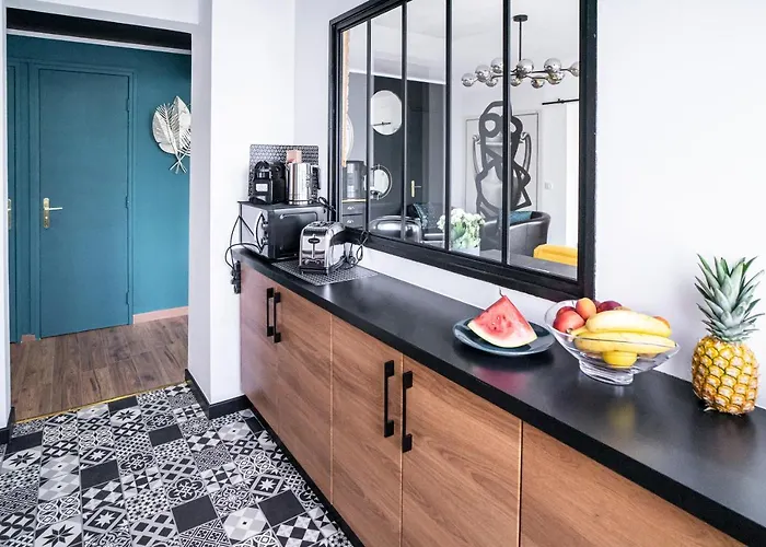 Au Palais Des Pyrenees! Hyper Centre -clim-balcon-parking Gratuit